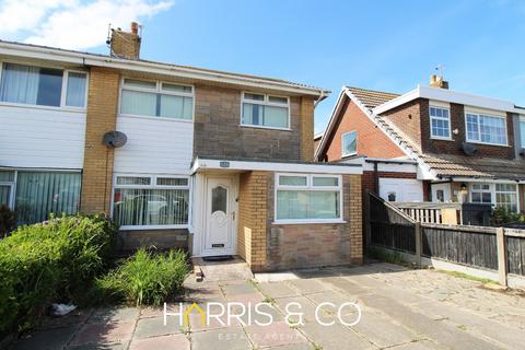 4 bedroom semi-detached house for sale, Marine Parade, Fleetwood, FY7
