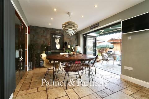 3 Brettenham Crescent, Ipswich, IP4 2UB