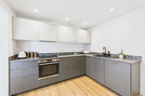 8 Stone Park, Paignton, TQ4 6HT