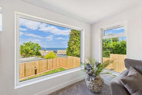 8 Stone Park, Paignton, TQ4 6HT