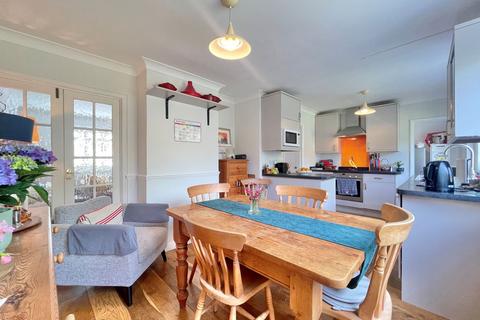 9 Bourne Vale, Plaxtol, Sevenoaks, TN15 0QT