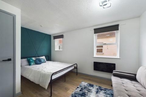 Studio to rent, Union Street, Boston, Lincolnshire