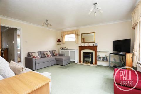2 bedroom detached bungalow for sale, Catchpole Close, Kessingland, NR33