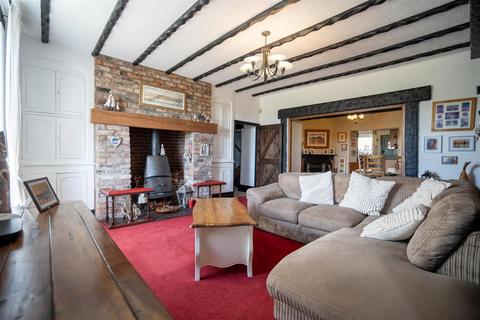 4 bedroom terraced house for sale, East Holywell, Newcastle Upon Tyne