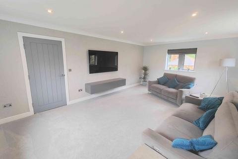 4 bedroom detached house for sale, Woodhouse Lane, Brighouse HD6