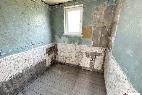 3 bedroom semi-detached house for sale, Shelone Road, Neath, West Glamorgan, SA11 2NE
