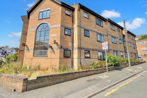 Elizabeth Court, Chapel Street, Luton, Bedfordshire, LU1 5SA