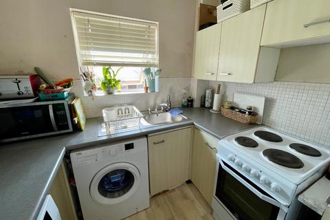 1 bedroom apartment for sale, Elizabeth Court, Chapel Street, Luton, Bedfordshire, LU1 5SA