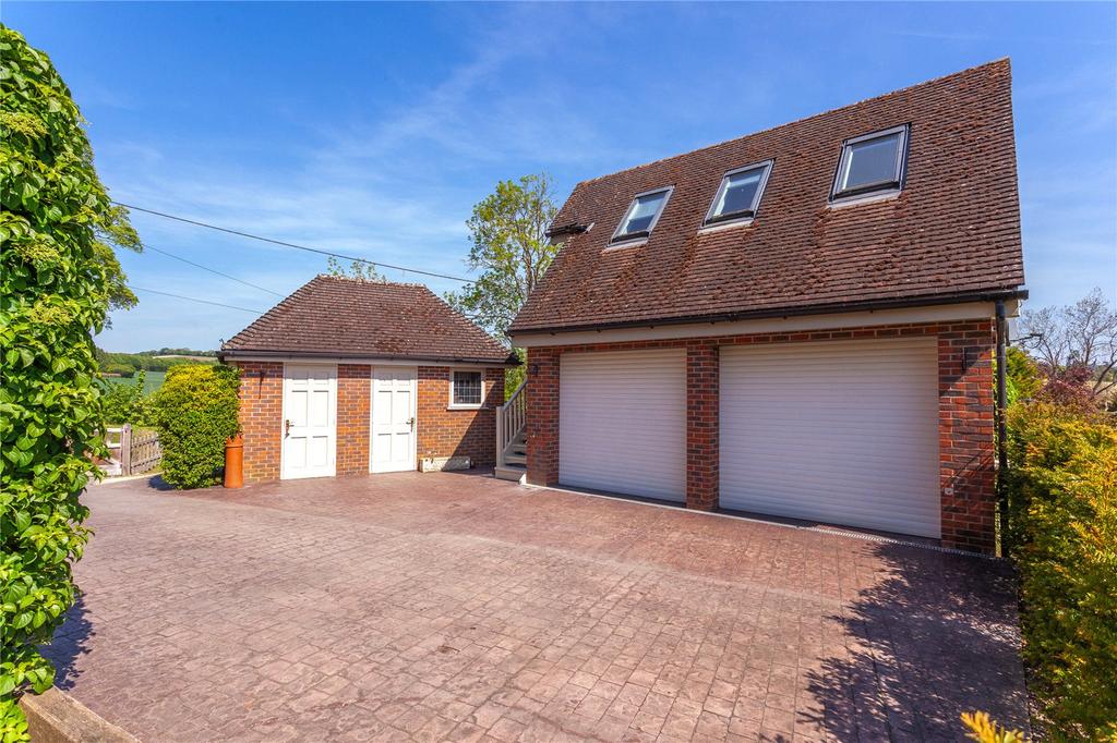 Garages & Parking