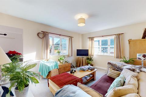 2 bedroom detached house to rent, Cecil Court, Wharf Road, Stamford