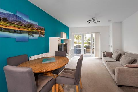 2 bedroom apartment for sale, Sterling Road, Kent, Bexleyheath, DA7