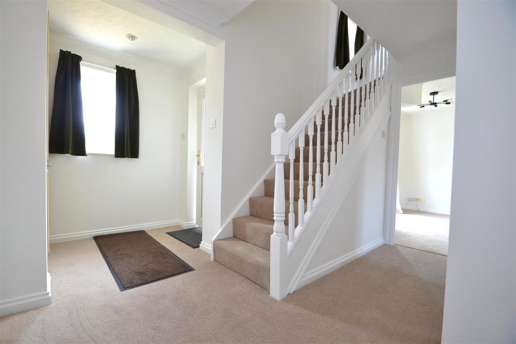 Entrance Hall a.JPG