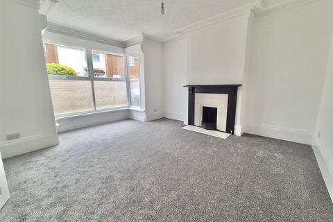 11 Cliff Terrace, Hornsea, HU18 1JA