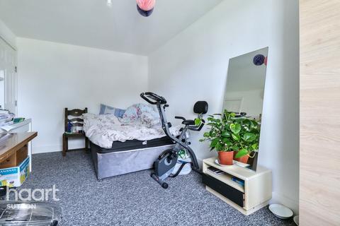 4 bedroom maisonette for sale, Brunswick Road, SUTTON