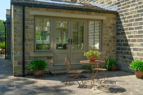 4 bedroom detached house for sale, Miry Lane, Holmfirth HD9