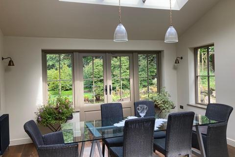 4 bedroom detached house for sale, Miry Lane, Holmfirth HD9