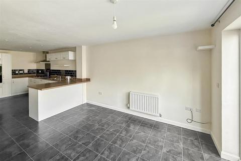 26 Broom Field Way, Felpham, Bognor Regis, PO22 8AQ