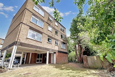 1 bedroom apartment for sale, Gregories Close, Luton