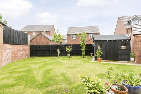 4 bedroom detached house for sale, Fern Road, Lutterworth, Leicestershire