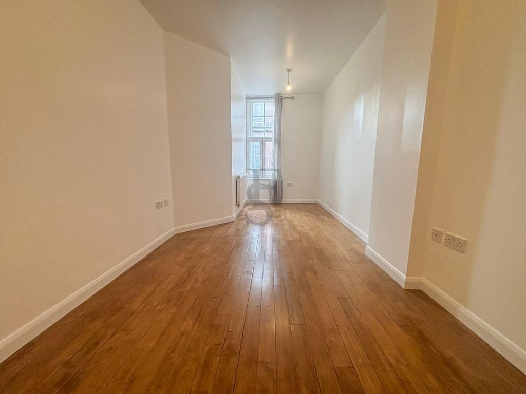 Apartment in Leicester, St Matthew's - View 4