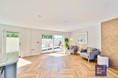 4 bedroom detached house for sale, Manor Road, Swanage