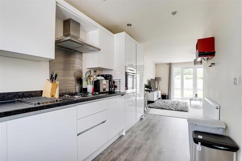 2 bedroom semi-detached house for sale, Hall Close, Nottingham NG5