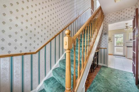 undefined, Clifford Road, Richmond, TW10