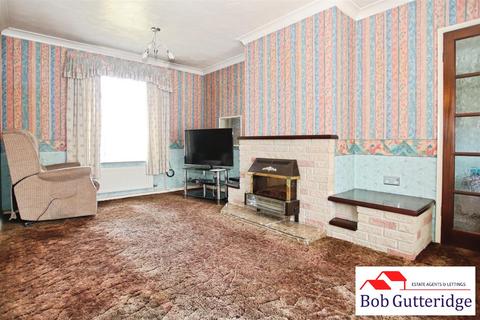 2 bedroom semi-detached house for sale, Chell Grove, Bradwell, Newcastle