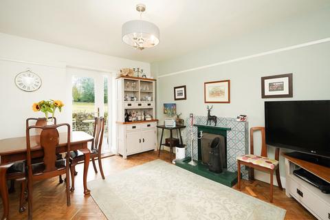 Glen Cottage Conksbury, Bakewell, DE45 1JW