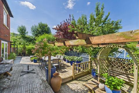 4 bedroom detached house for sale, The Mews, Parc Caradog, Trewern, Welshpool