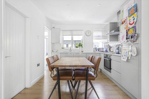 2 bedroom terraced house for sale, Hospital Bridge Road, Twickenham, TW2
