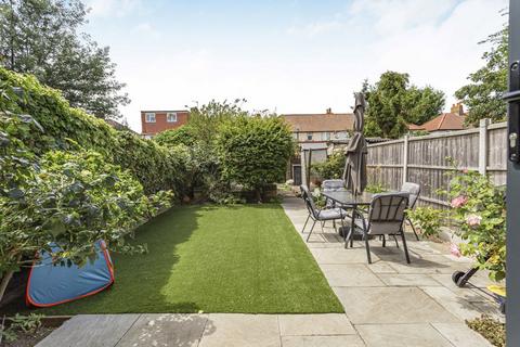 2 bedroom terraced house for sale, Hospital Bridge Road, Twickenham, TW2