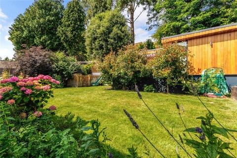9 Benellen Gardens, Bournemouth, BH4 9LW