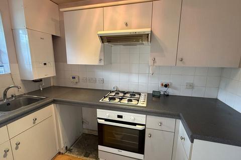 4 Low Meadow, Halling, Rochester, ME2 1LX