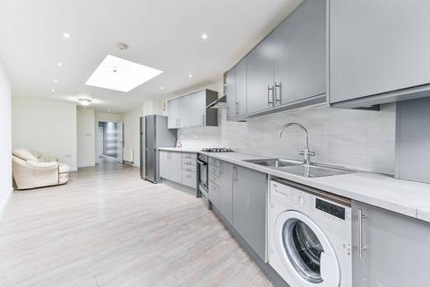 4 bedroom terraced house to rent, Old Town, Croydon, CR0