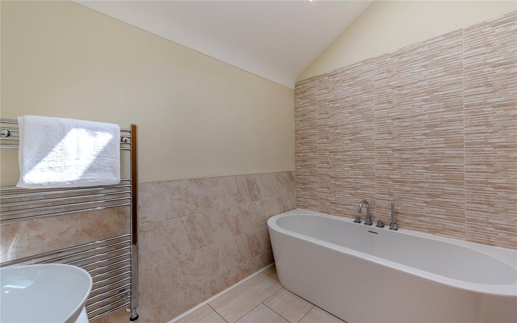Principal Ensuite 1