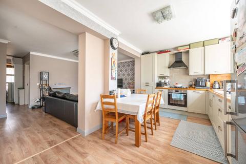 18 Vicarage Lane, East Ham, London, E6 6AB