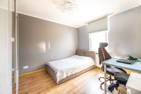 18 Vicarage Lane, East Ham, London, E6 6AB