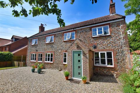 10 Bears Road, Paston, North Walsham, NR28 9TH