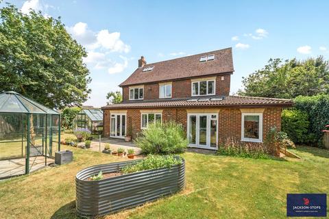 undefined, Walnut Acre, Marlborough Place, Toddington, Dunstable, LU5