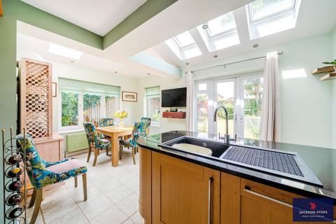 undefined, Walnut Acre, Marlborough Place, Toddington, Dunstable, LU5