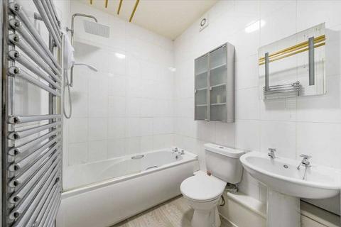 9 Vineys Yard, Bruton, BA10 0EU
