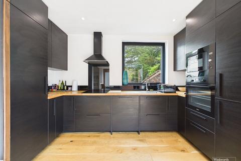 1 bedroom ground floor flat for sale, Wells Drive, London NW9
