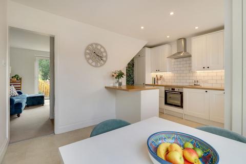 36 South Terrace, Surbiton, KT6 6HU