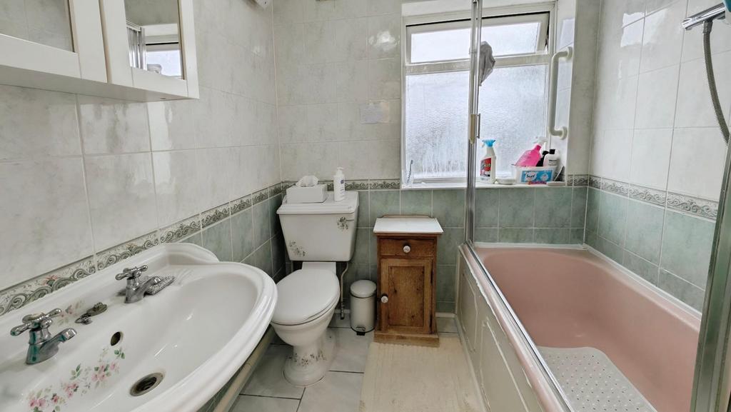 Ad004167-PXL 20250624 084619443.jpg