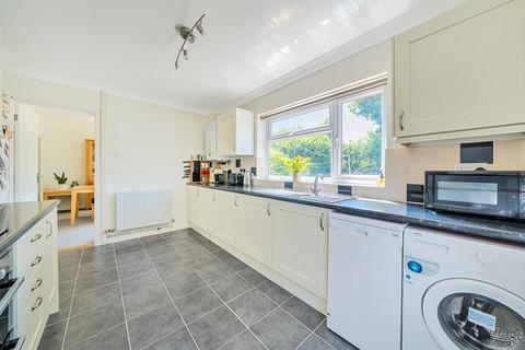 10 Forest Close, North Baddesley, Southampton, SO52 9GW