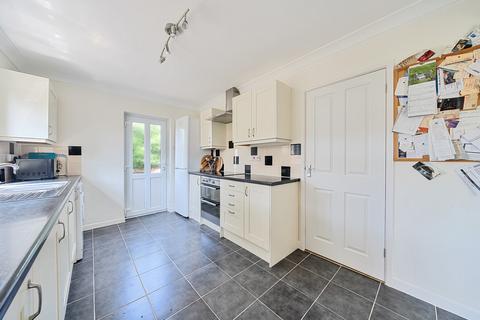 10 Forest Close, North Baddesley, Southampton, SO52 9GW