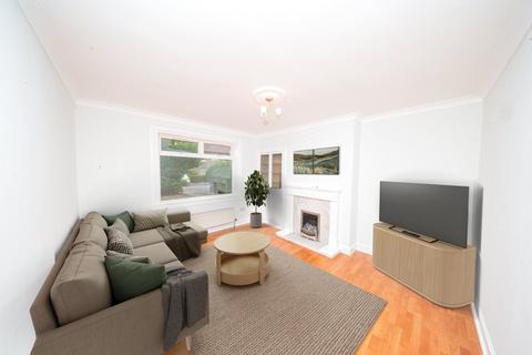 2 bedroom flat for sale, 8 (GFL) Chancelot Grove, Edinburgh, EH5