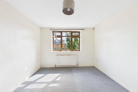 undefined, Mawney Road, Romford RM7
