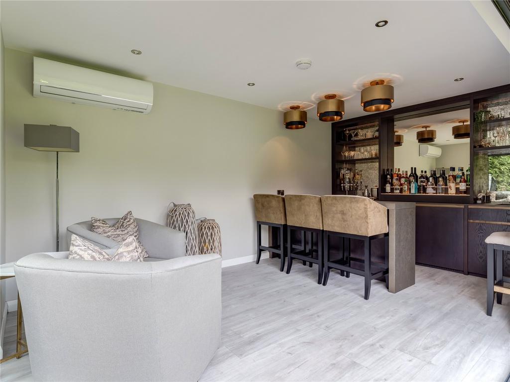 Garden Room Bar
